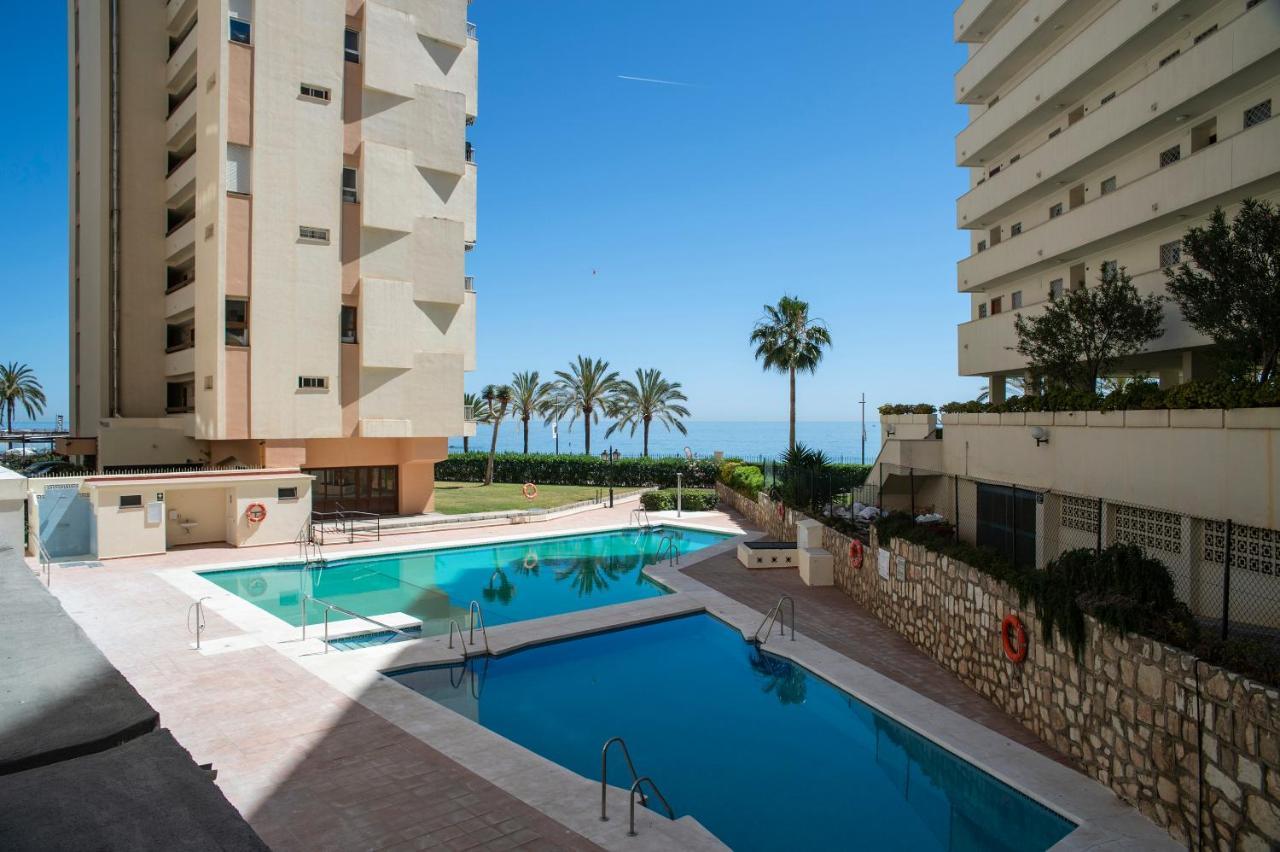 Cibeles...Estudio En El Paseo Maritimo....Wifi Marbella Exterior foto